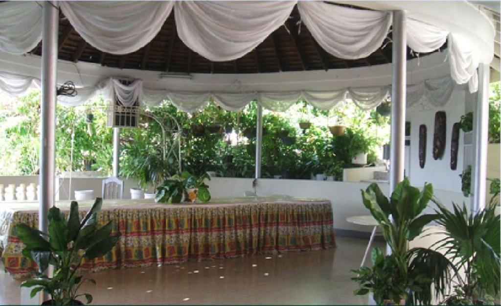 Verney House Resort Montego Bay Exterior photo