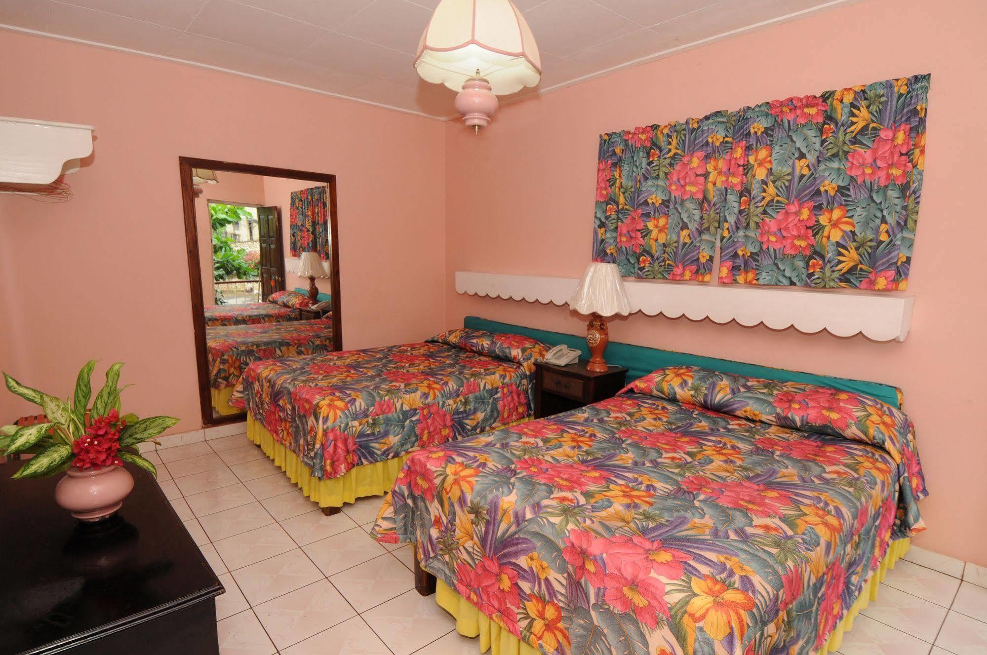 Verney House Resort Montego Bay Exterior photo